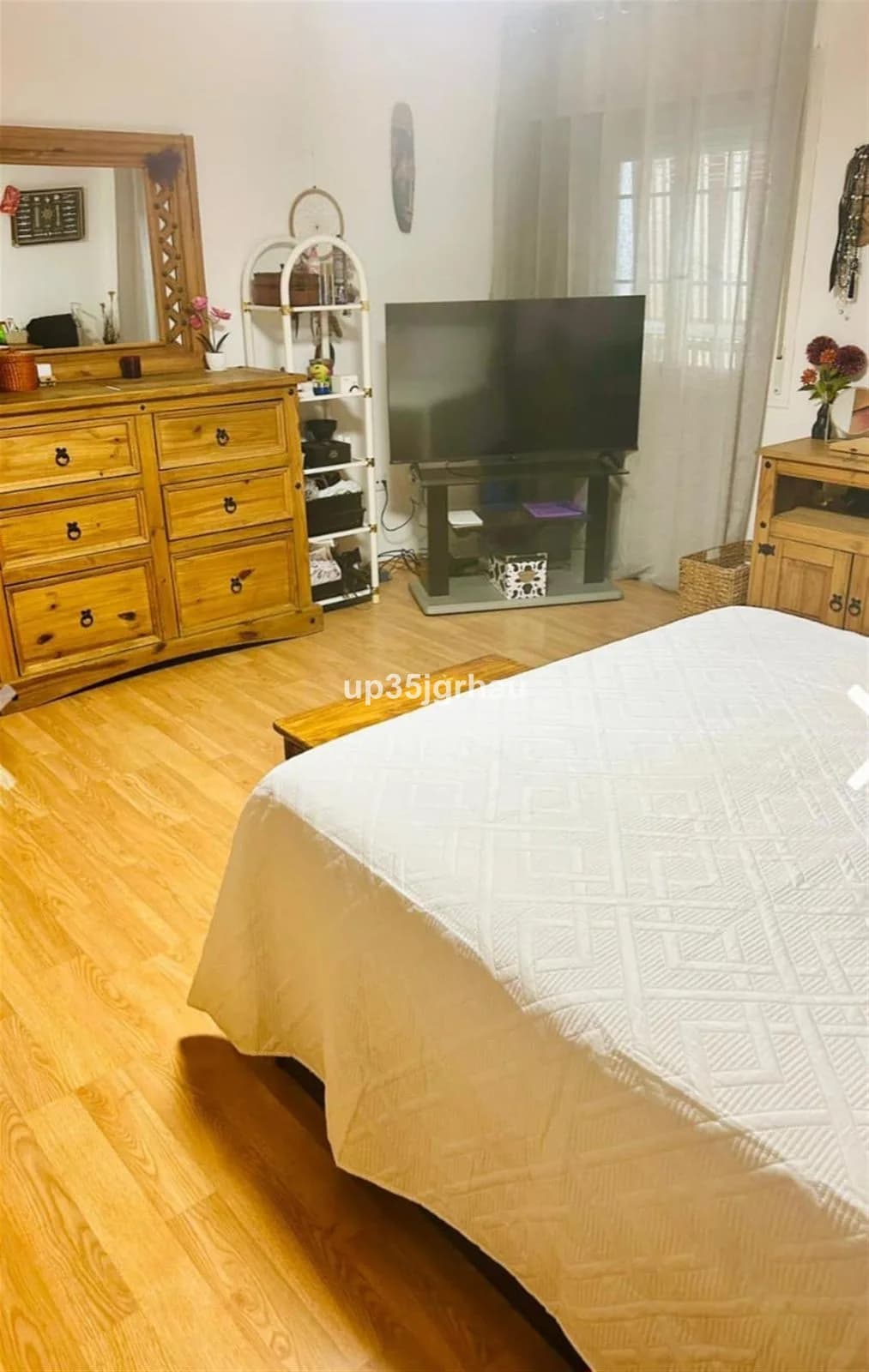 3 Bedroom Top Floor Apartment for Sale in Estepona, Málaga - Image 3