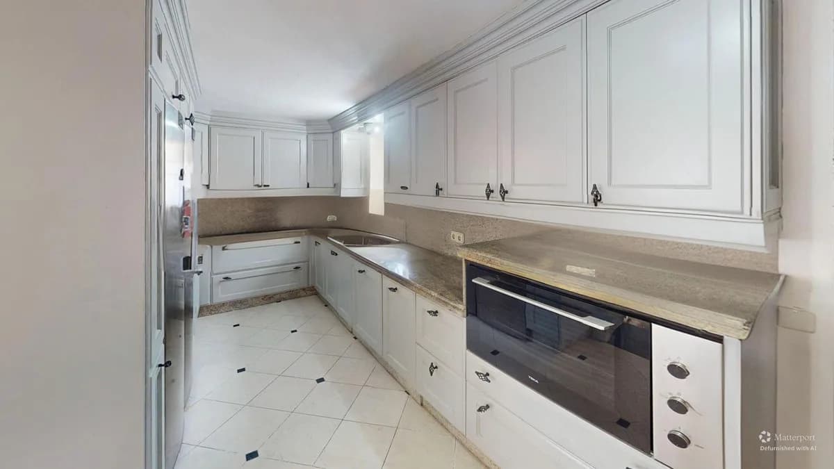 4 Bedroom Detached Villa for Sale in Costalita, Málaga - Image 5