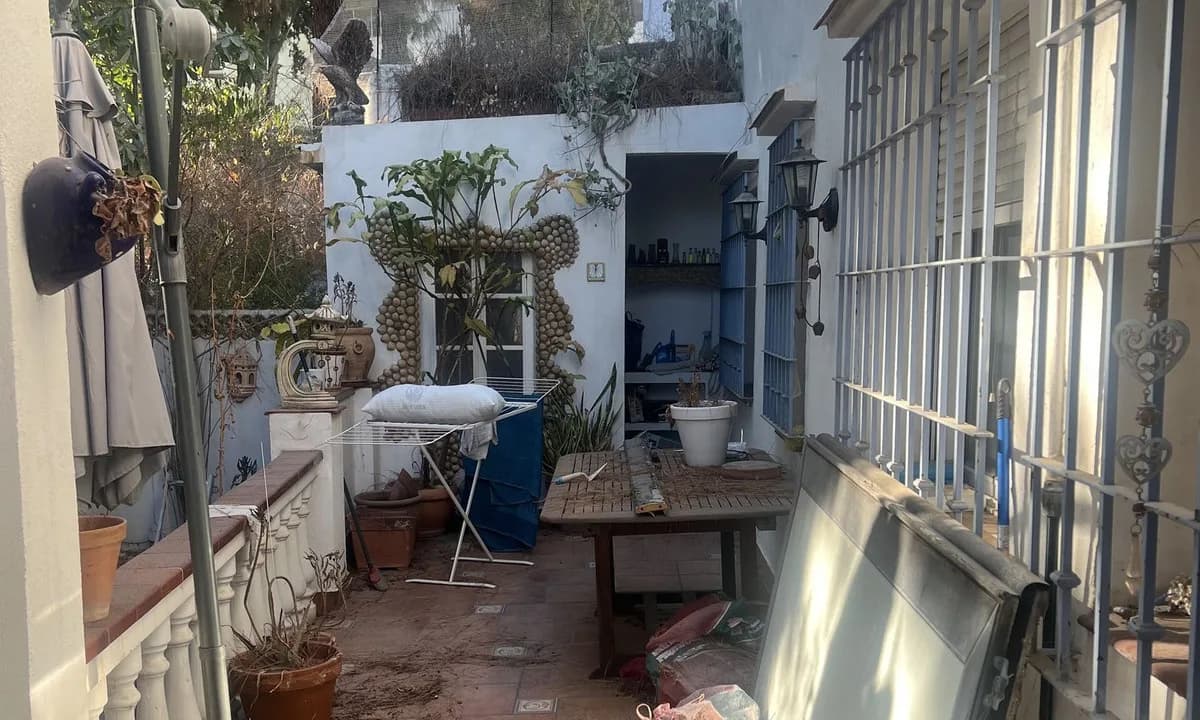 6 Bedroom Townhouse for Sale in Marbella, Málaga - Image 4