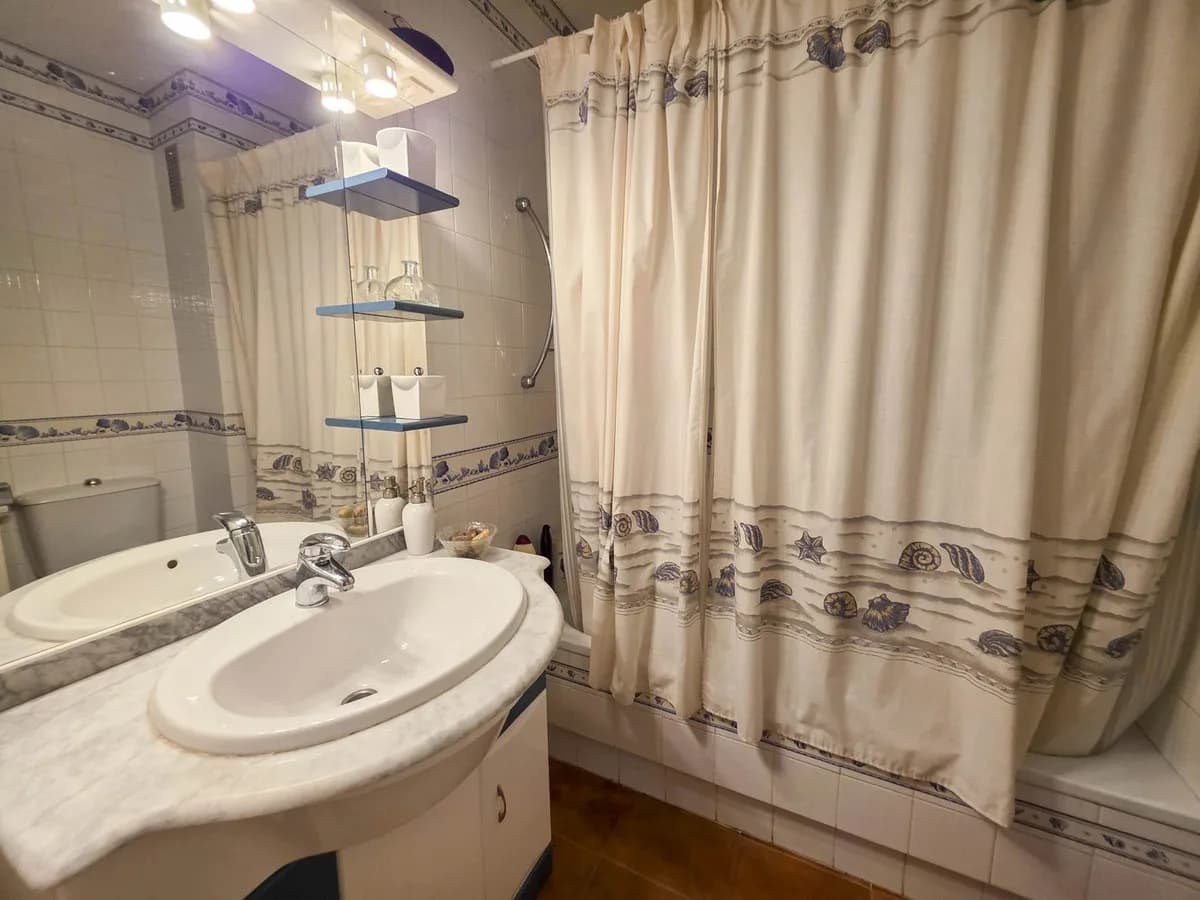 3 Bedroom Townhouse for Sale in Casares Playa, Málaga - Image 9