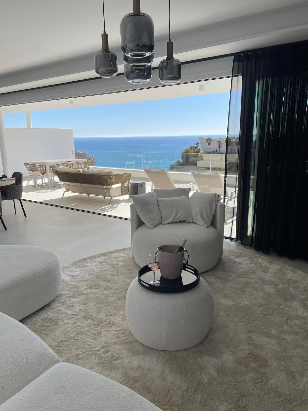 3 Bedroom Middle Floor Apartment for Sale in Benalmadena Costa, Málaga