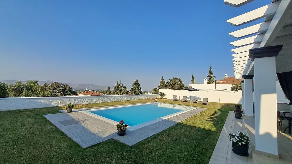 5 Bedroom Detached Villa for Sale in Alhaurín el Grande, Málaga
