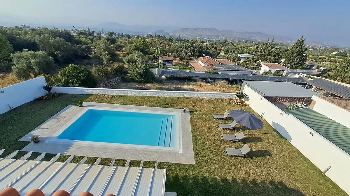 5 Bedroom Detached Villa for Sale in Alhaurín el Grande, Málaga - Image 4