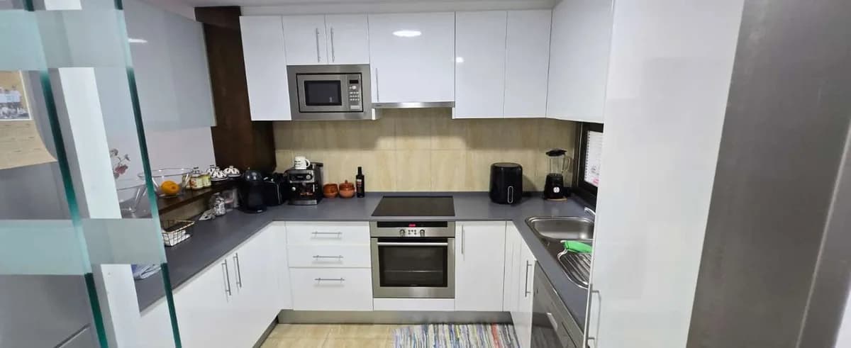 1 Bedroom Middle Floor Apartment for Sale in Mijas, Málaga - Image 8