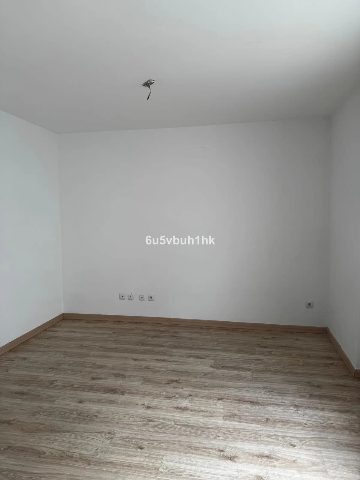 1 Bedroom Ground Floor Apartment for Sale in Suárez, Málaga - Image 3
