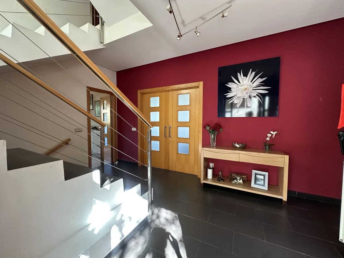 5 Bedroom Detached Villa for Sale in Cerrado de Calderón, Málaga - Image 3