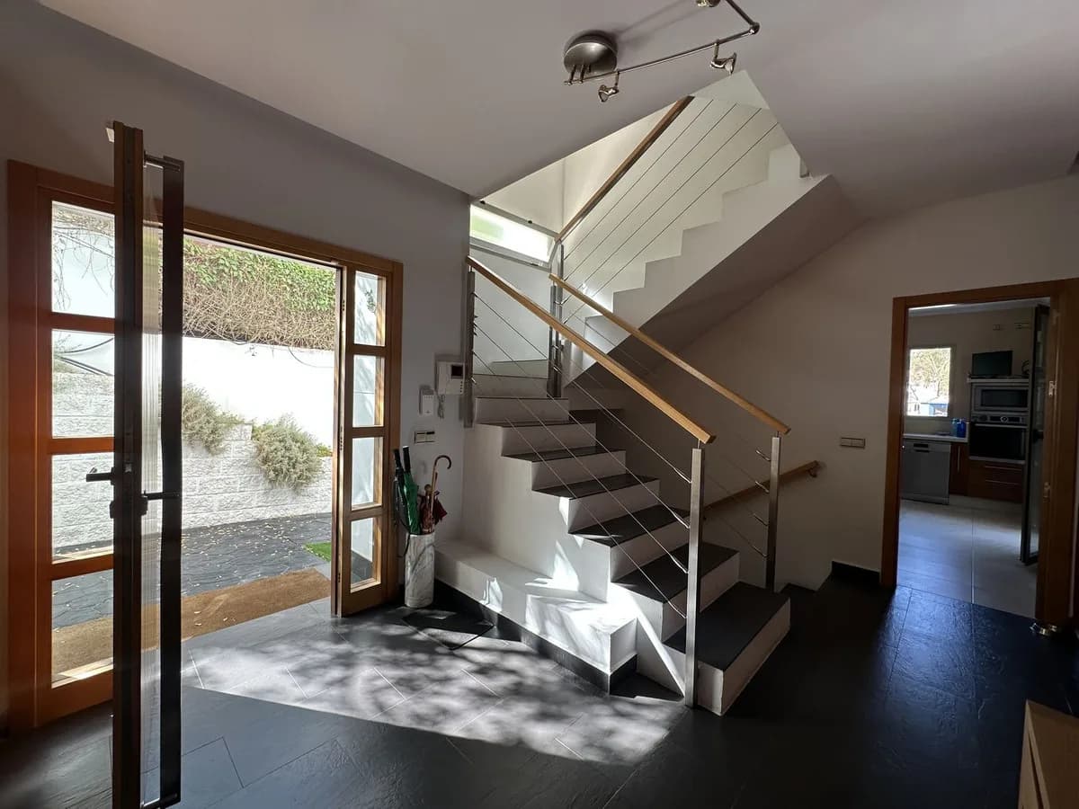 5 Bedroom Detached Villa for Sale in Cerrado de Calderón, Málaga - Image 4