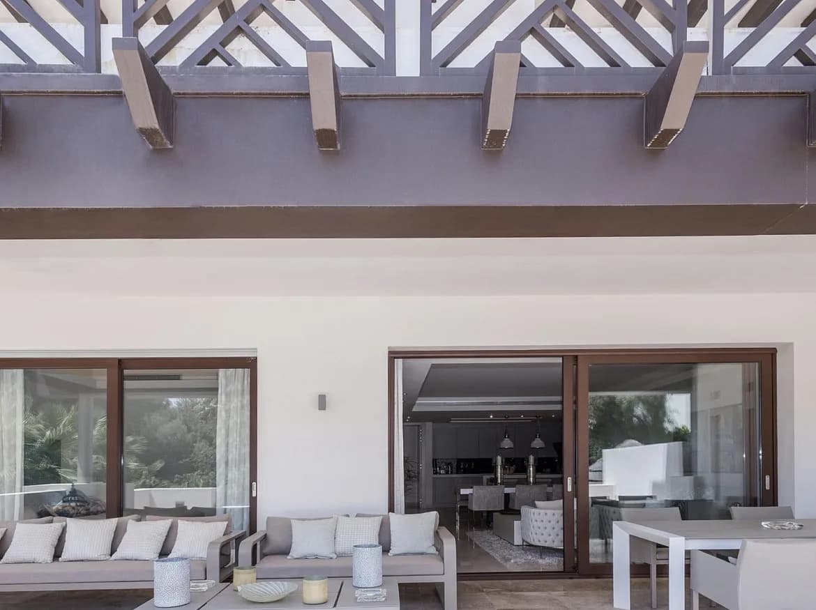 3 Bedroom Semi-Detached House for Sale in Marbella, Málaga - Image 6