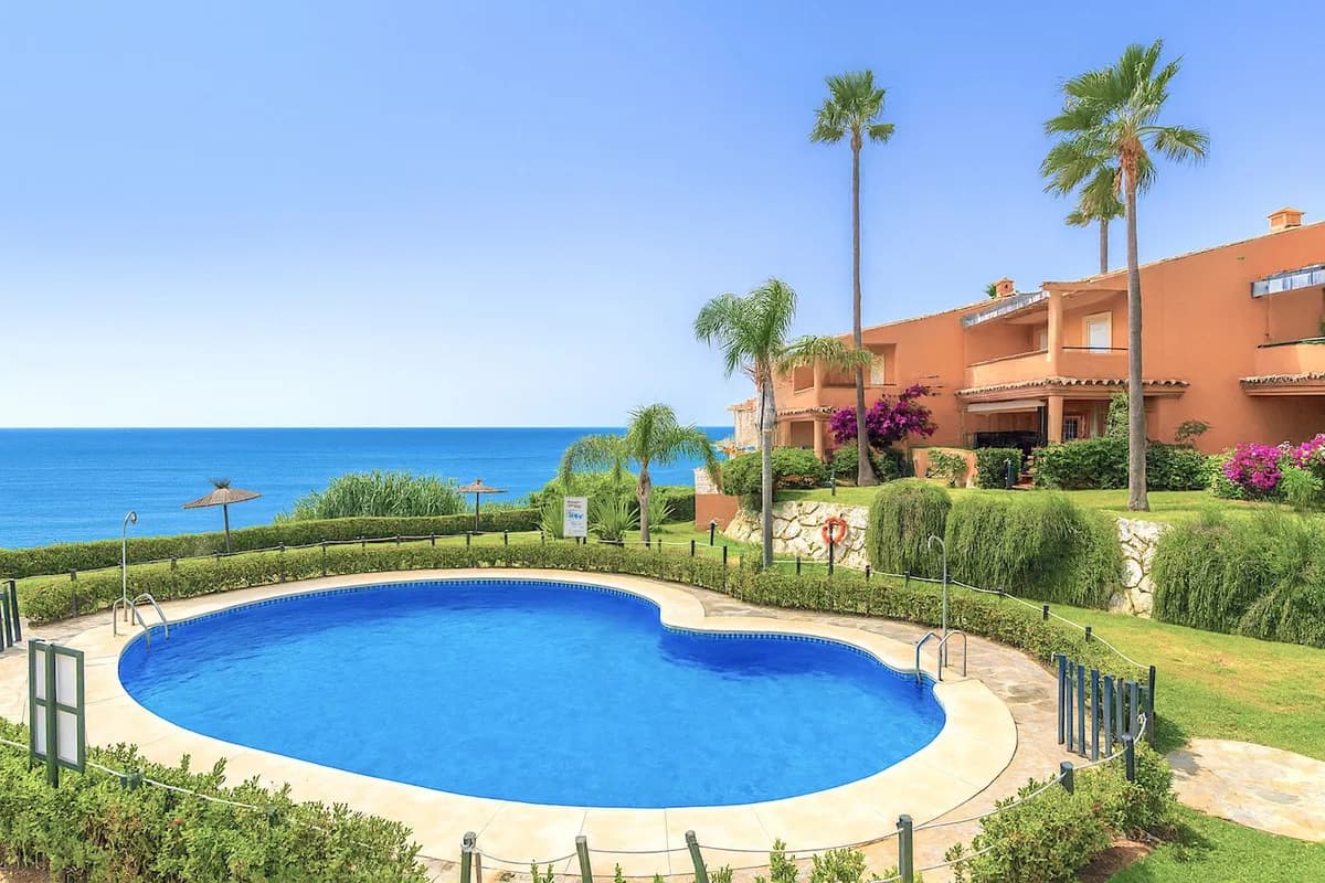 3 Bedroom Townhouse for Sale in Estepona, Málaga
