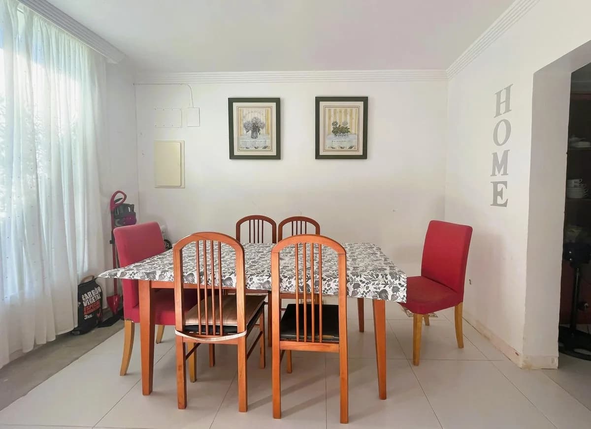 3 Bedroom Townhouse for Sale in Estepona, Málaga - Image 3