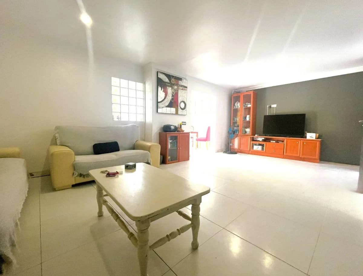 3 Bedroom Townhouse for Sale in Estepona, Málaga - Image 5