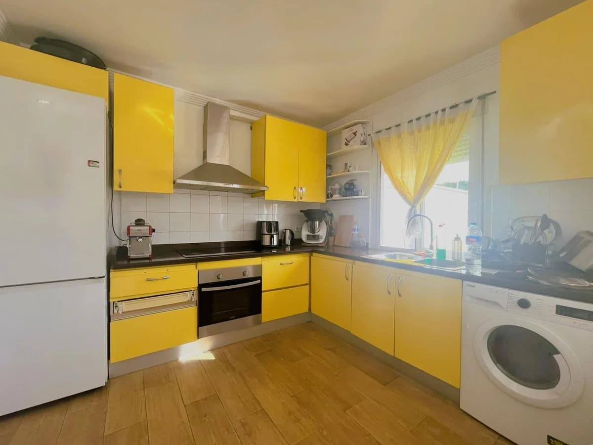 3 Bedroom Townhouse for Sale in Estepona, Málaga - Image 7
