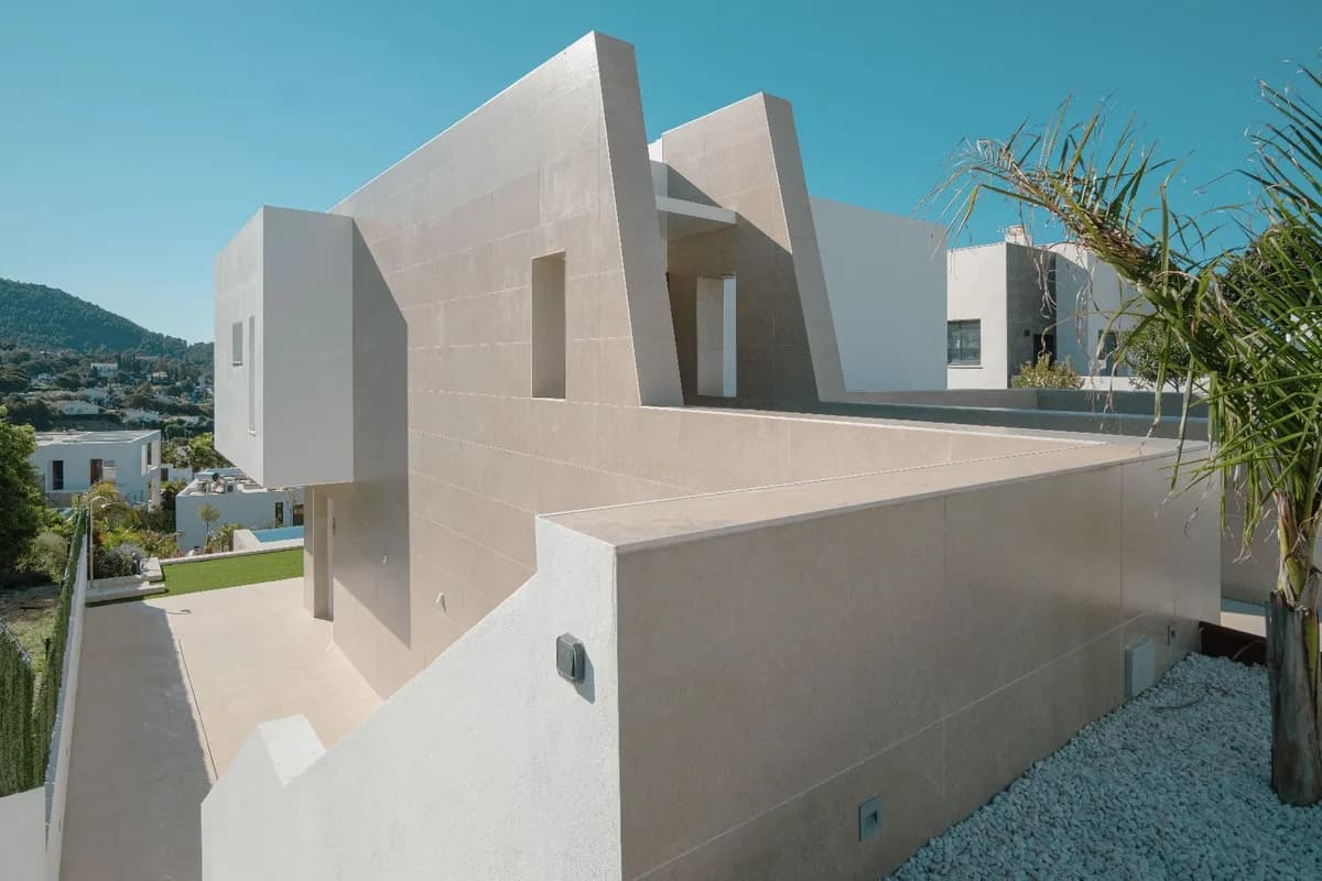 6 Bedroom Detached Villa for Sale in Mijas, Málaga - Image 9