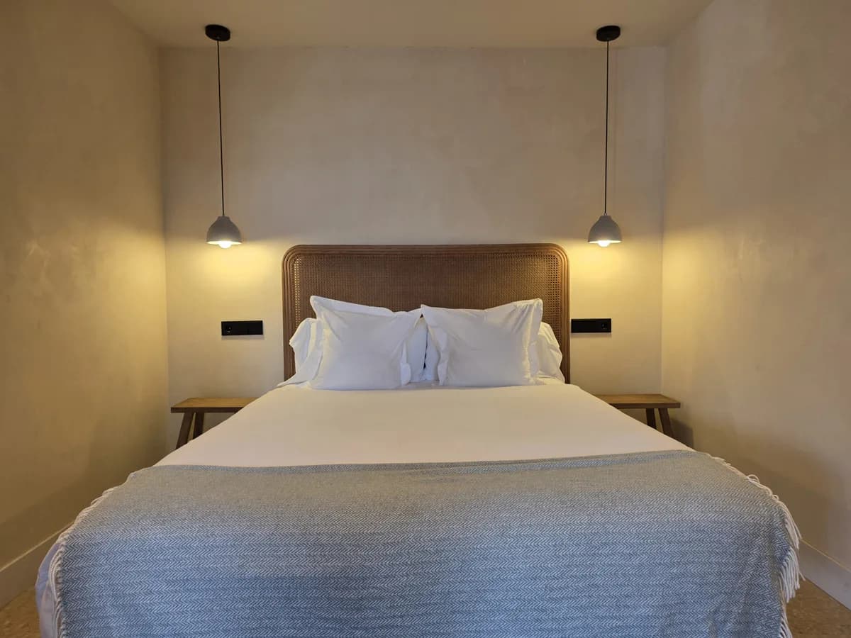 1 Bedroom Middle Floor Apartment for Sale in Marbella, Málaga - Image 9
