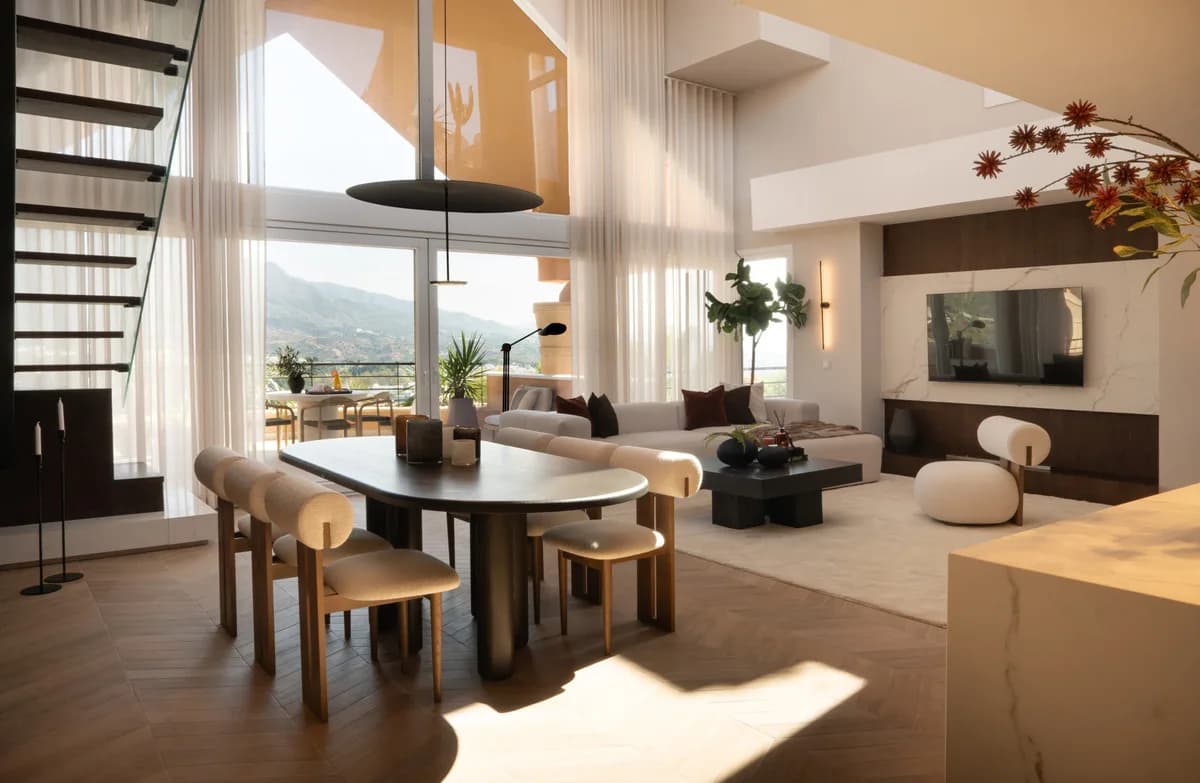 3 Bedroom Penthouse for Sale in Nueva Andalucía, Málaga
