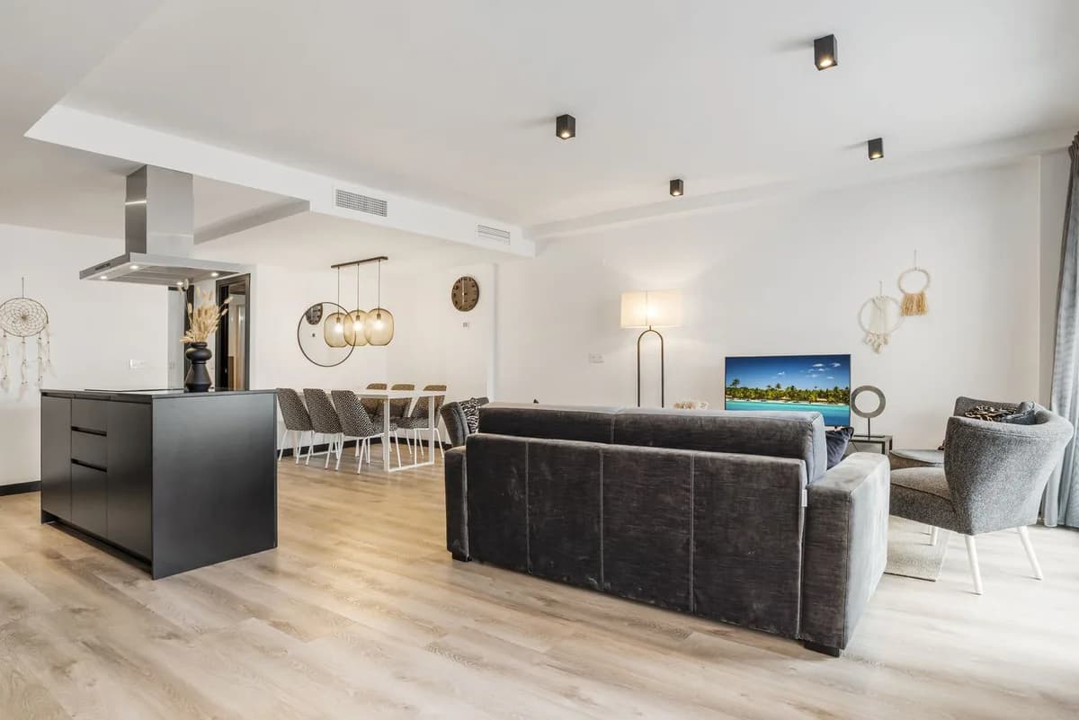 2 Bedroom Ground Floor Apartment for Sale in Mijas, Málaga - Image 3