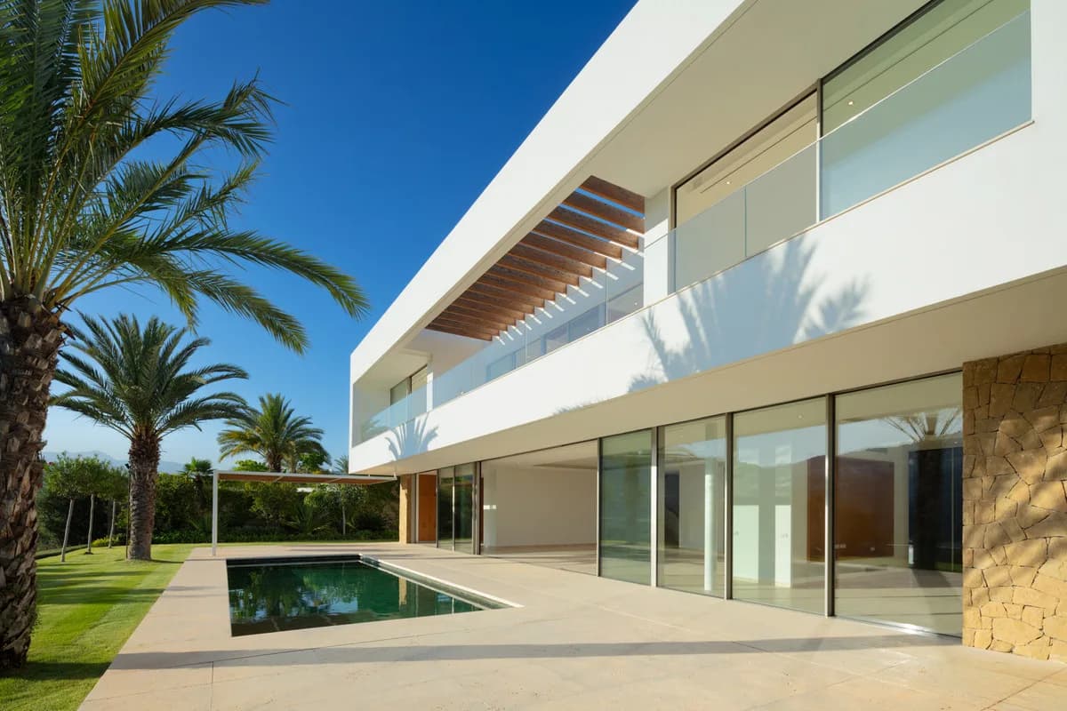 5 Bedroom Detached Villa for Sale in Casares, Málaga - Image 5