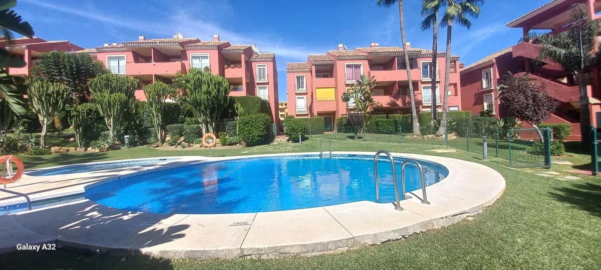3 Bedroom Ground Floor Apartment for Sale in Riviera del Sol, Málaga - Image 3