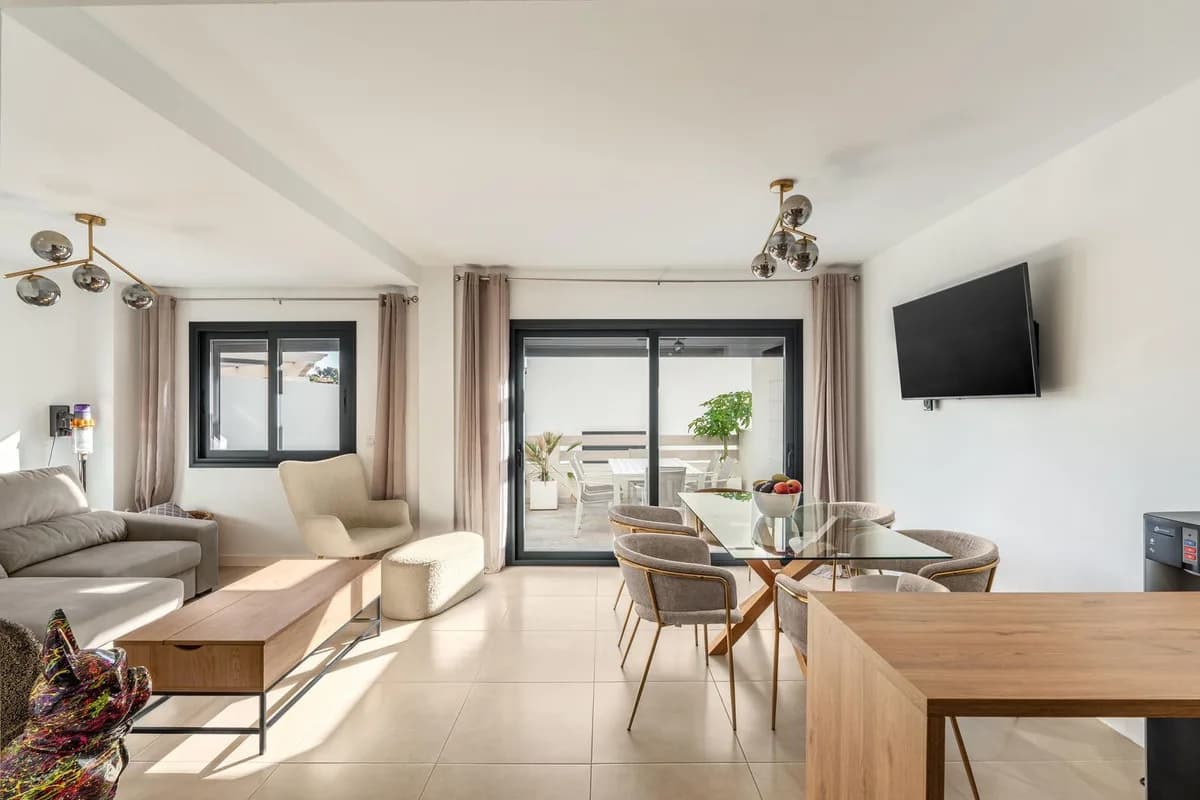 3 Bedroom Townhouse for Sale in El Paraiso, Málaga