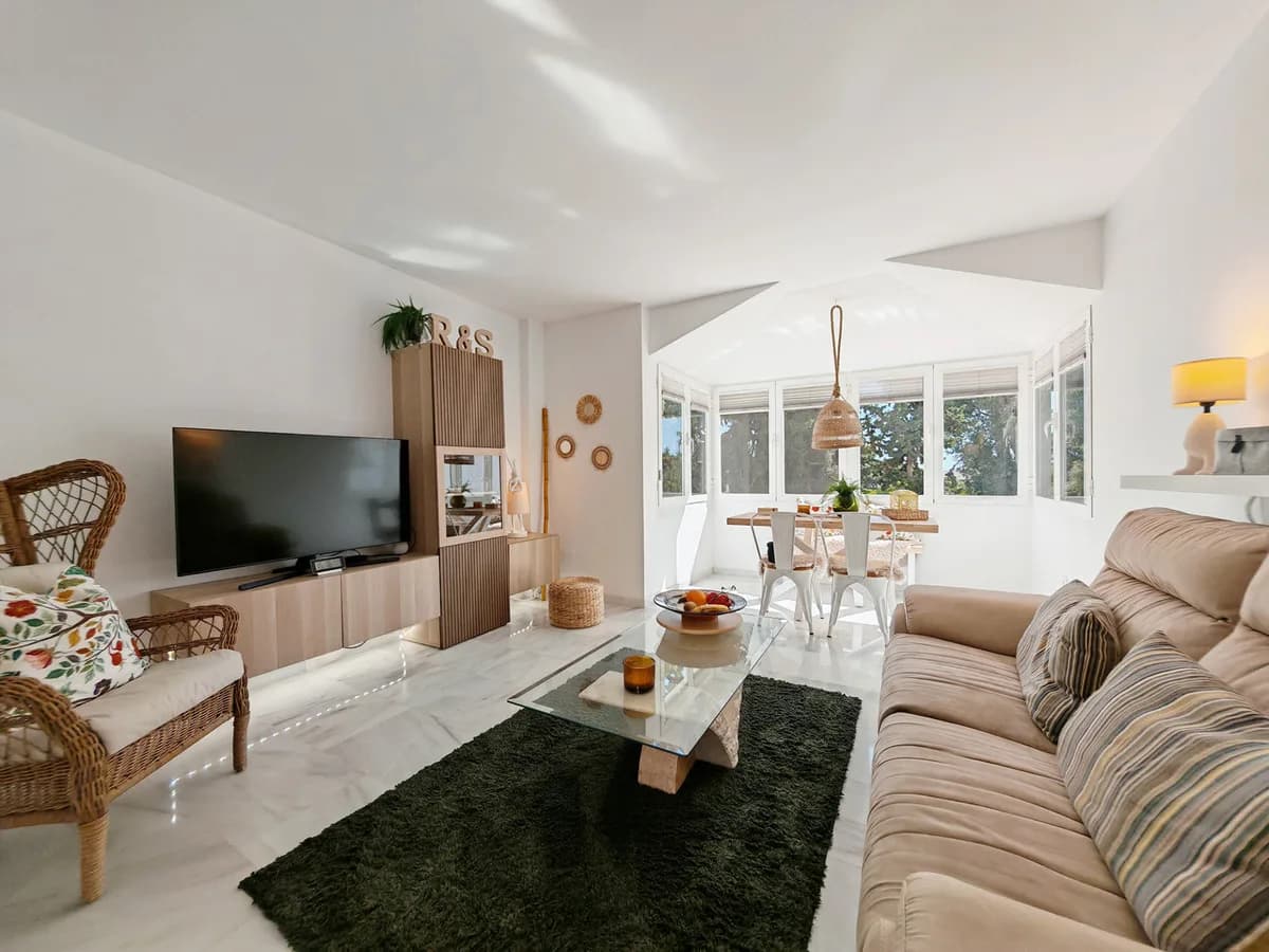 3 Bedroom Penthouse Duplex for Sale in Costabella, Málaga - Image 3
