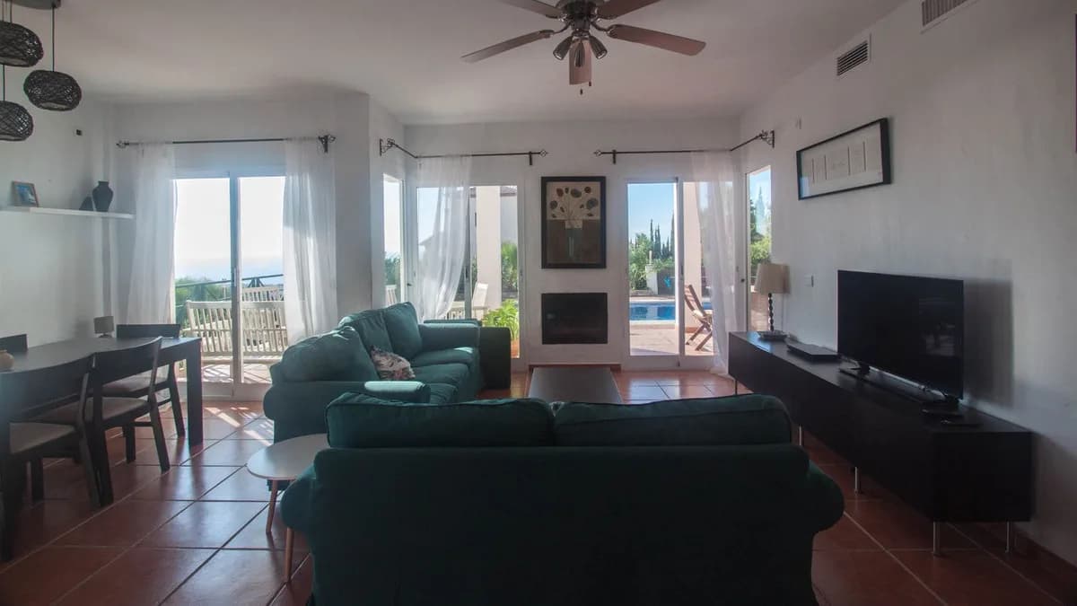 5 Bedroom Finca - Cortijo for Sale in Estepona, Málaga - Image 8