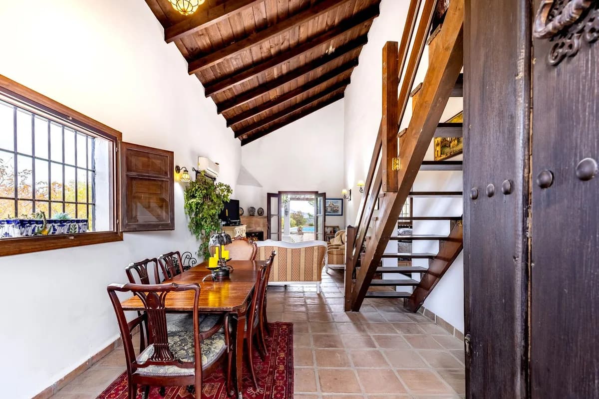 3 Bedroom Finca - Cortijo for Sale in Coín, Málaga - Image 6