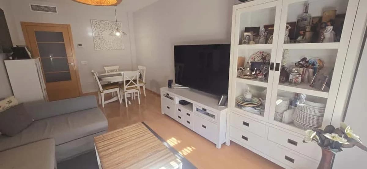 2 Bedroom Ground Floor Apartment for Sale in Ciudad Jardín, Málaga - Image 6