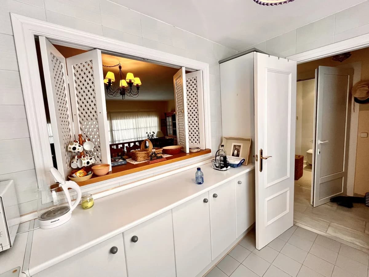 3 Bedroom Townhouse for Sale in Estepona, Málaga - Image 7