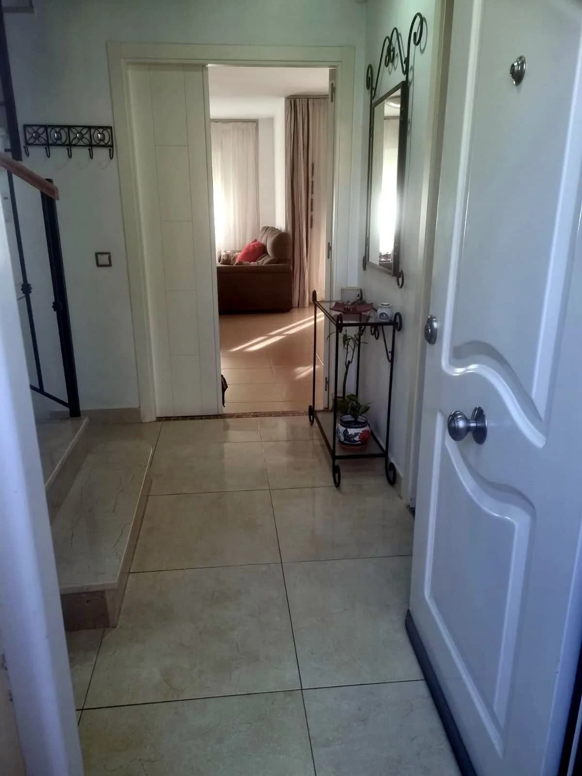 3 Bedroom Semi-Detached House for Sale in Campanillas, Málaga - Image 8