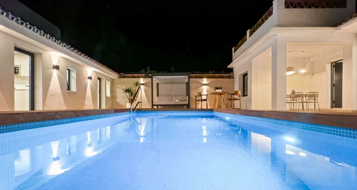 5 Bedroom Detached Villa for Sale in Costabella, Málaga