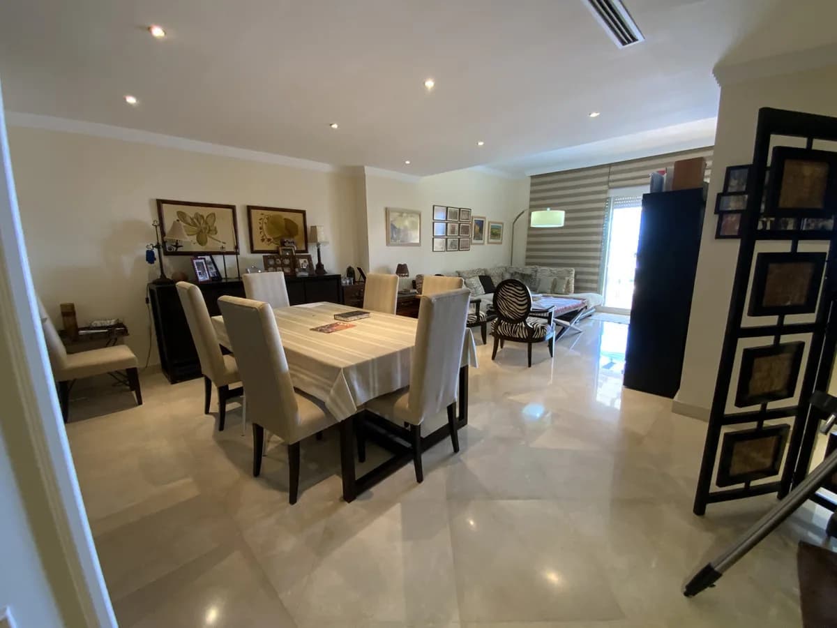 3 Bedroom Middle Floor Apartment for Sale in Río Real, Málaga - Image 5