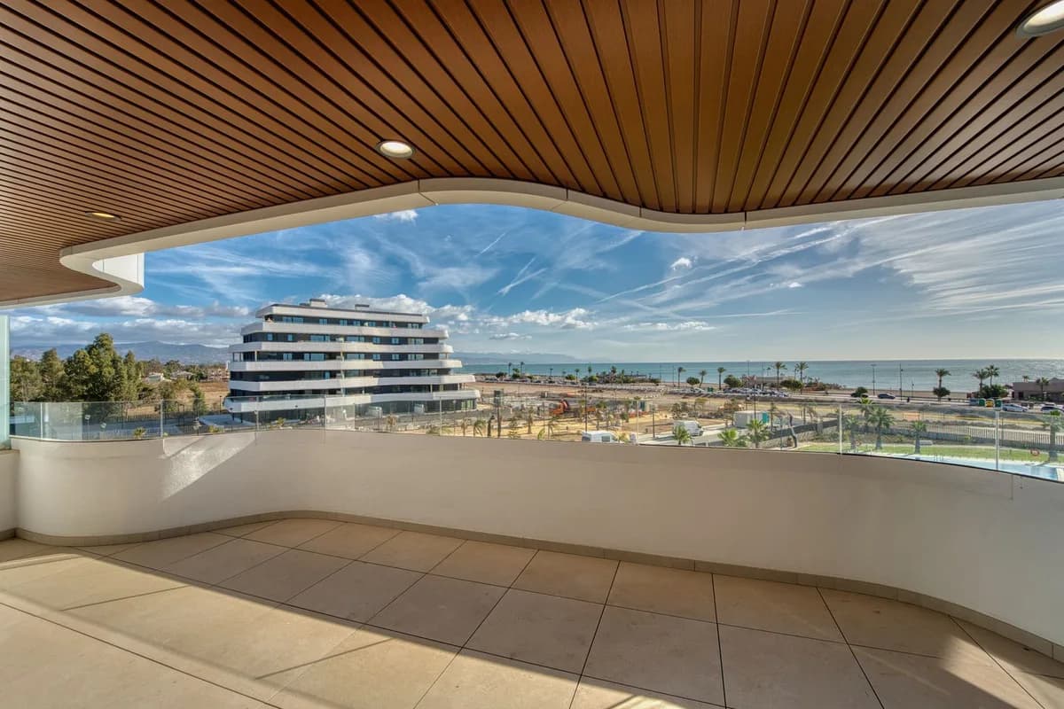 3 Bedroom Middle Floor Apartment for Sale in Torremolinos, Málaga