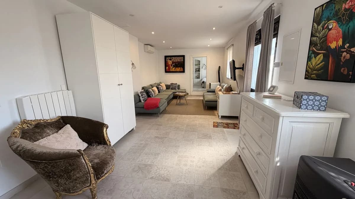 4 Bedroom Townhouse for Sale in Alhaurín el Grande, Málaga - Image 7
