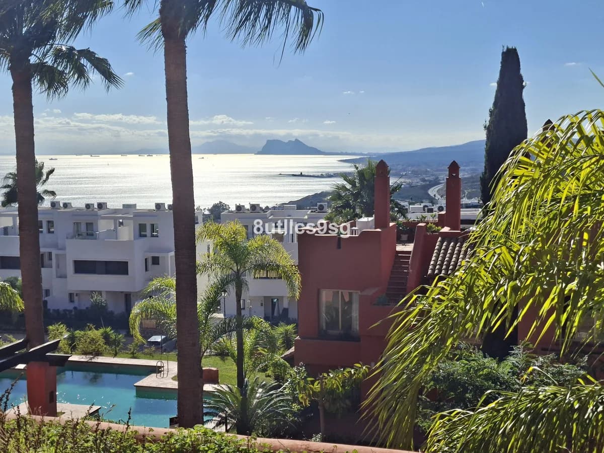 2 Bedroom Townhouse for Sale in Manilva, Málaga - Image 2