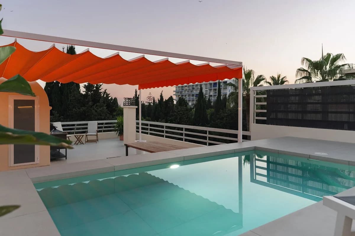 3 Bedroom Penthouse for Sale in Marbella, Málaga - Image 3