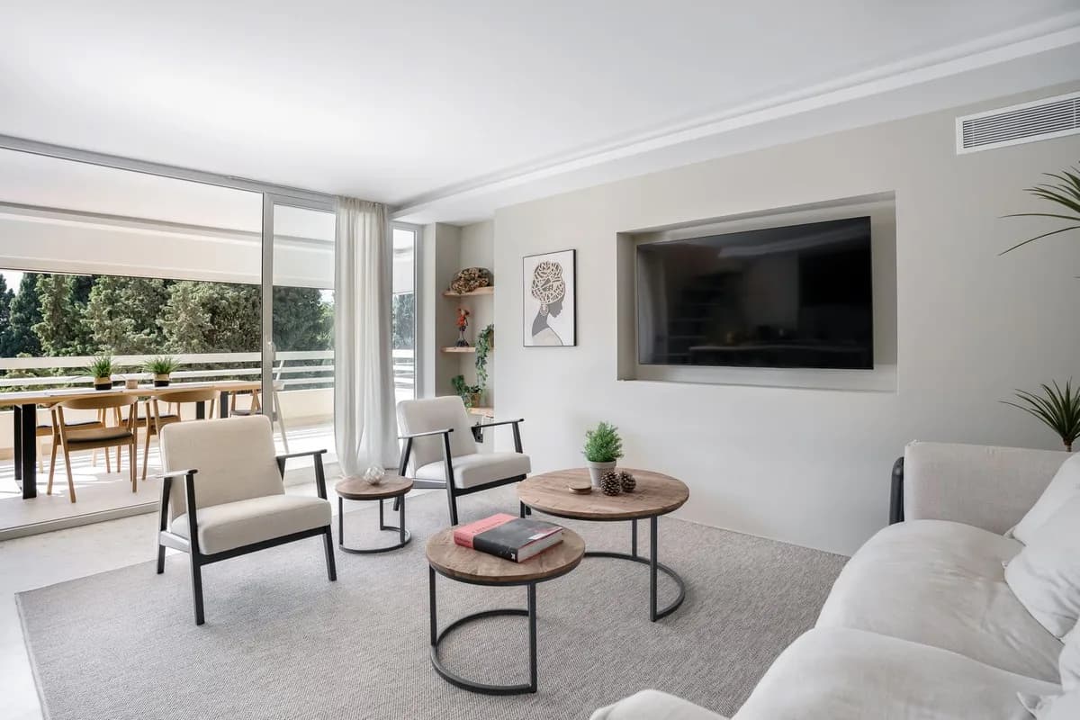 3 Bedroom Penthouse for Sale in Marbella, Málaga - Image 4