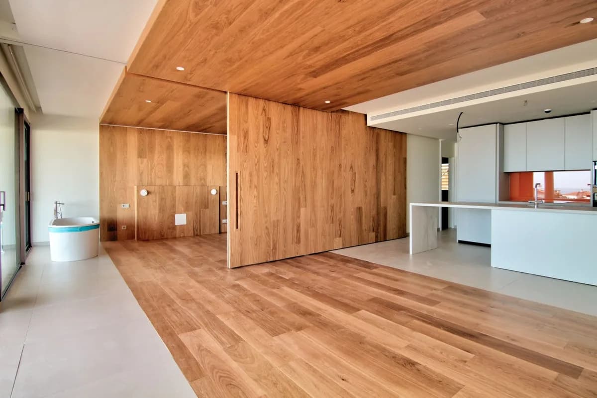 2 Bedroom Middle Floor Apartment for Sale in Fuengirola, Málaga - Image 4