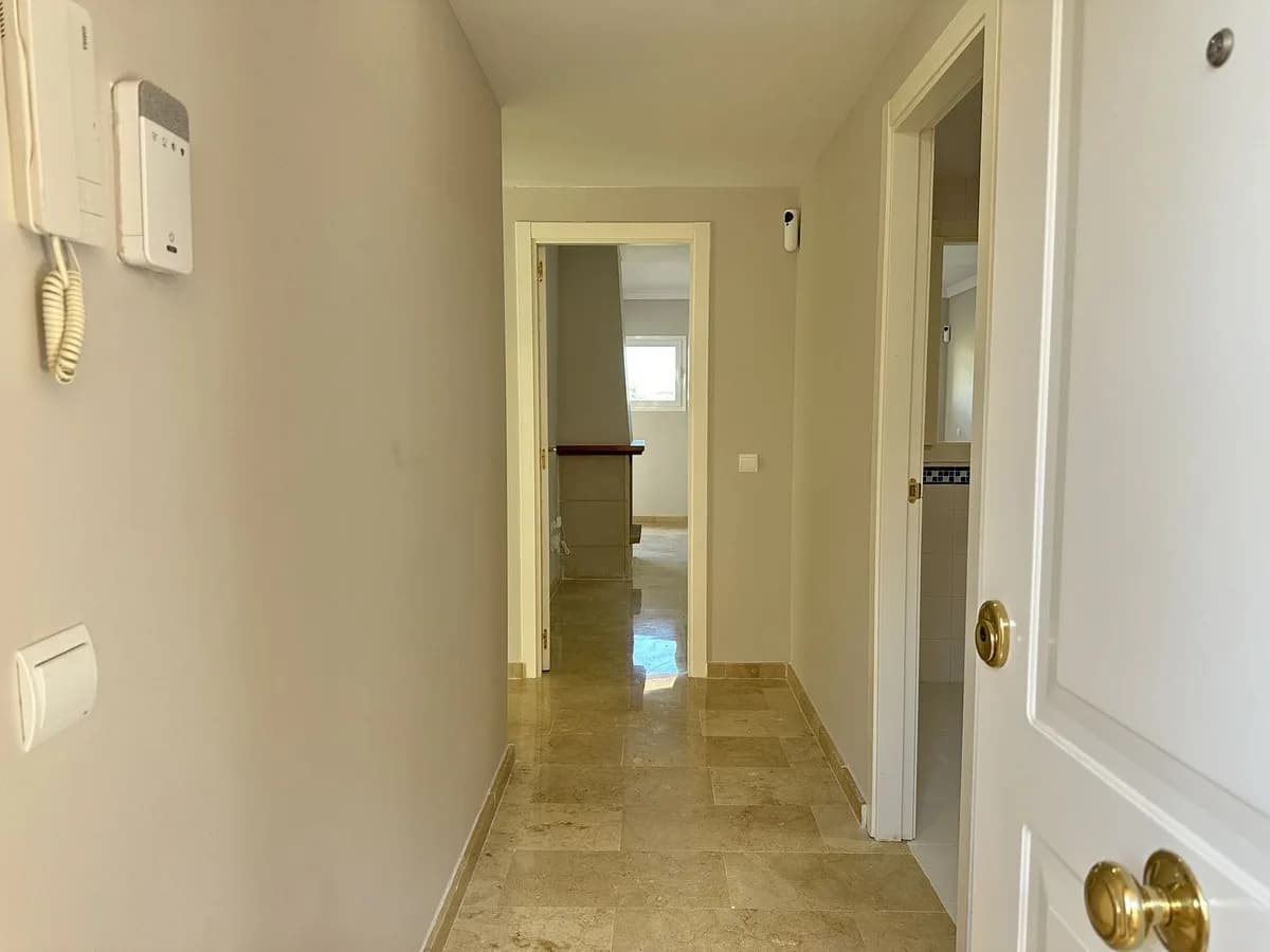 3 Bedroom Penthouse for Sale in Mijas Golf, Málaga - Image 3
