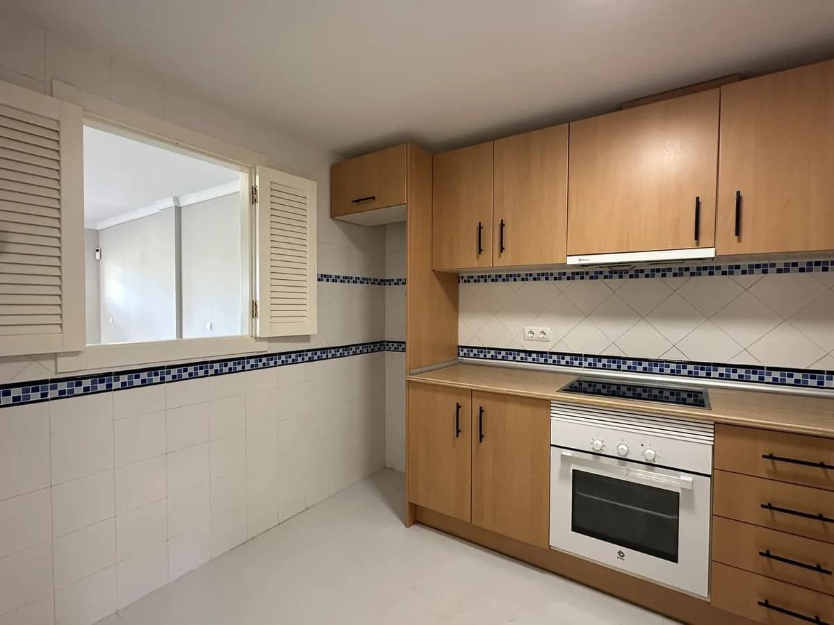 3 Bedroom Penthouse for Sale in Mijas Golf, Málaga - Image 6