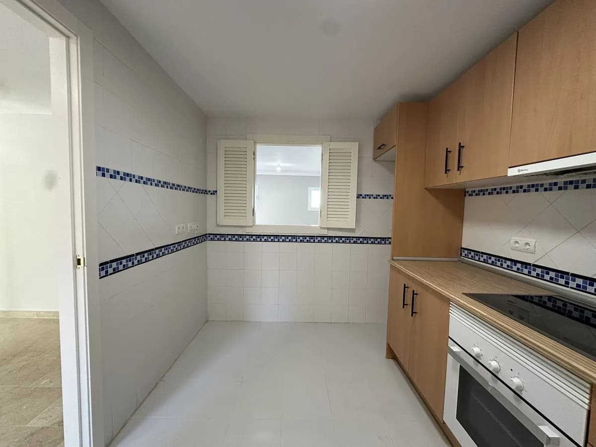 3 Bedroom Penthouse for Sale in Mijas Golf, Málaga - Image 8