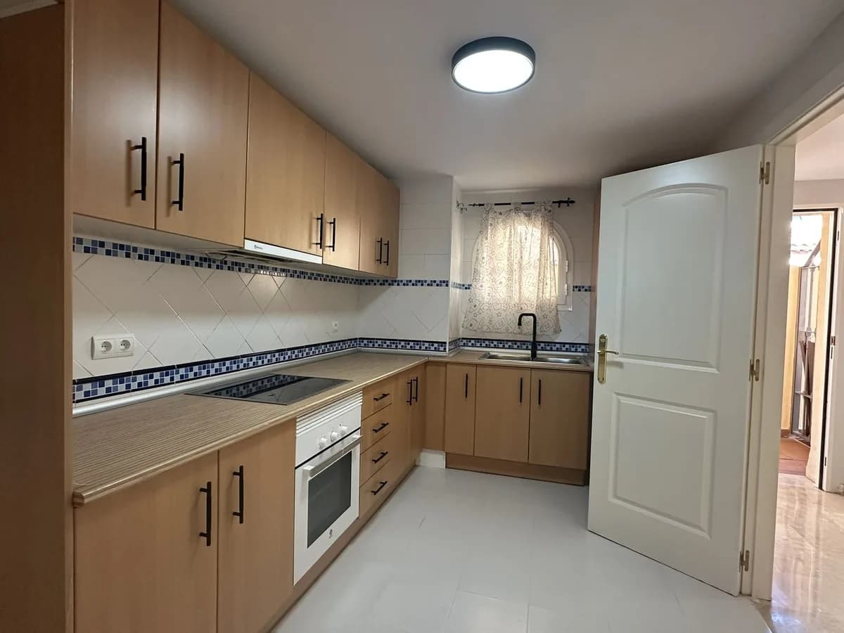 3 Bedroom Penthouse for Sale in Mijas Golf, Málaga - Image 9
