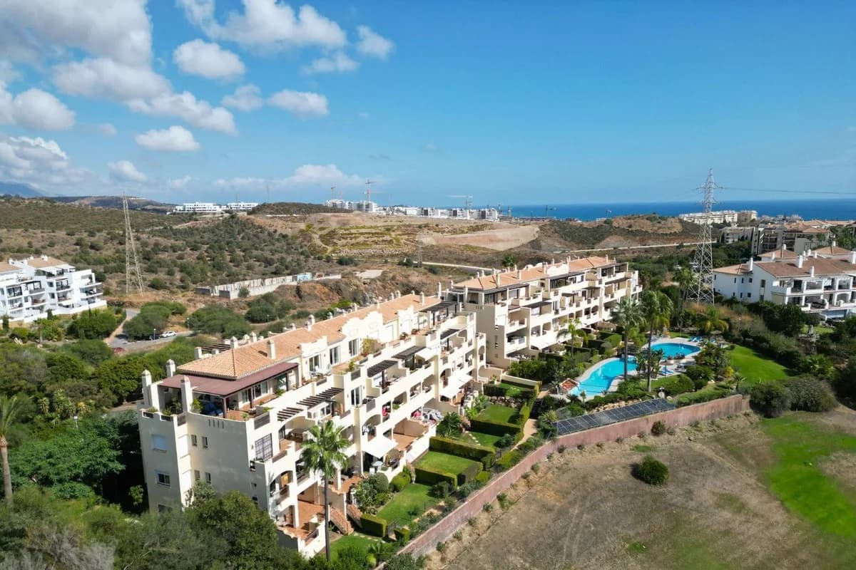3 Bedroom Penthouse for Sale in Miraflores, Málaga - Image 6