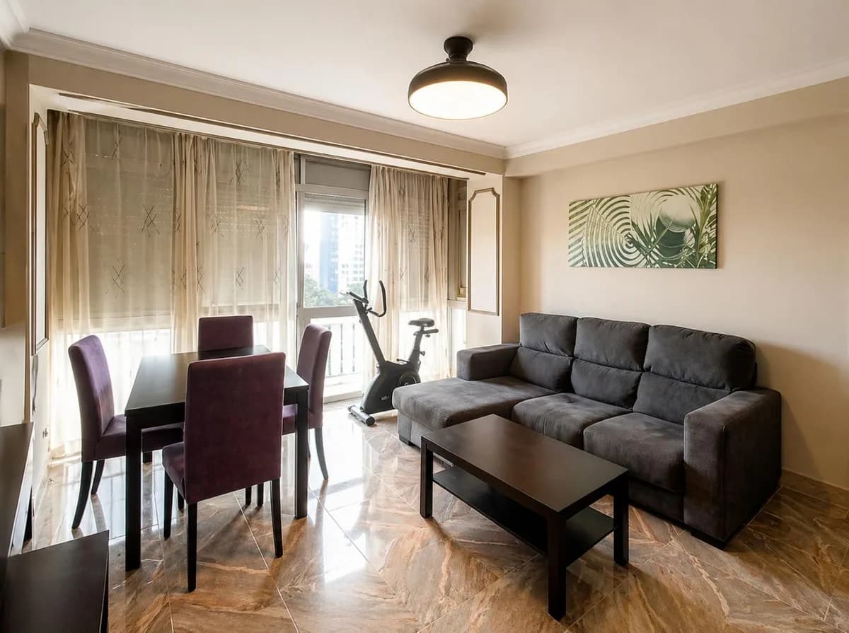 3 Bedroom Top Floor Apartment for Sale in Martiricos, Málaga