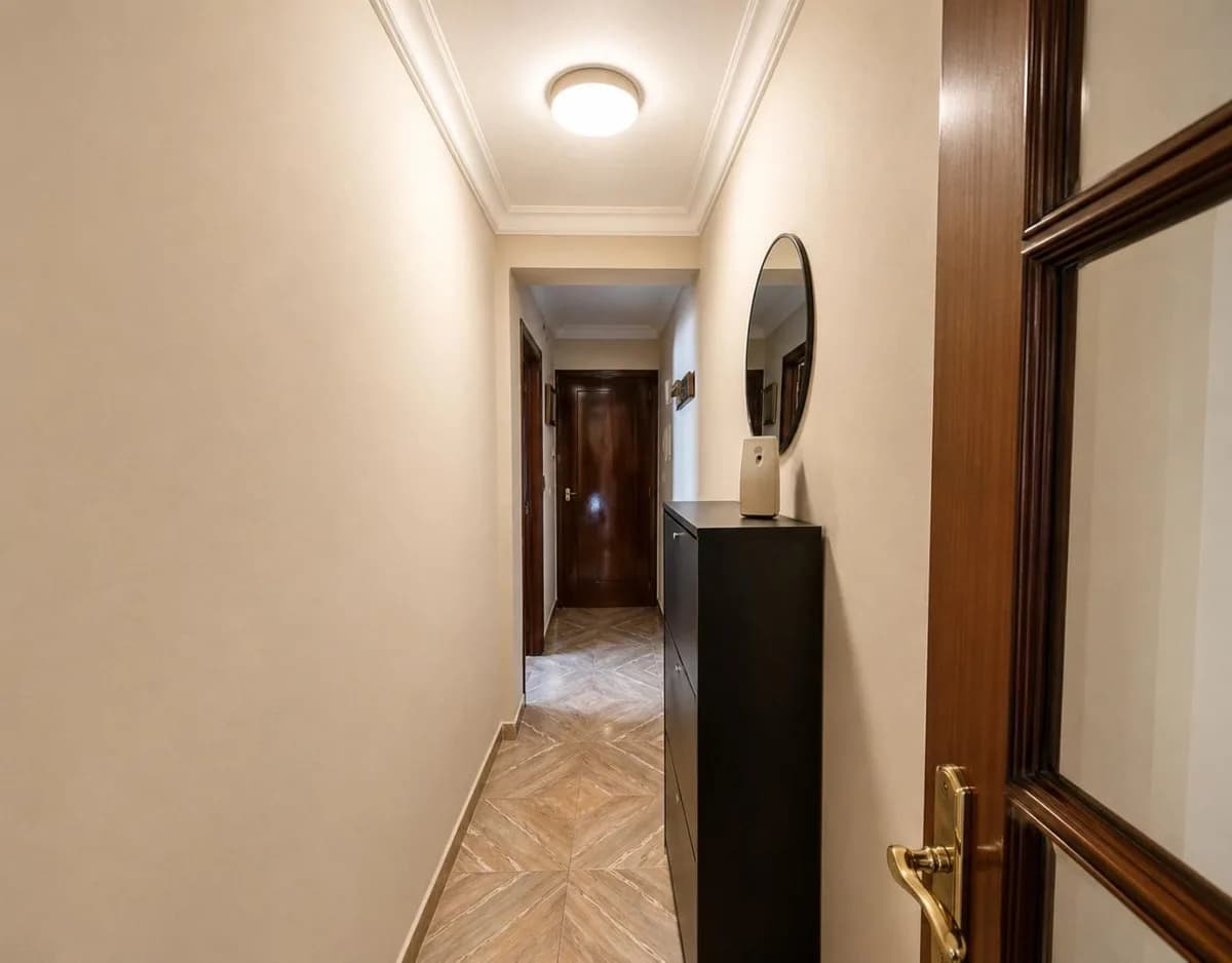 3 Bedroom Top Floor Apartment for Sale in Martiricos, Málaga - Image 9