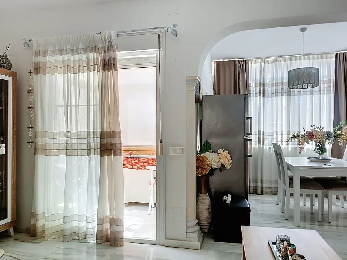 3 Bedroom Semi-Detached House for Sale in Fuengirola, Málaga - Image 9