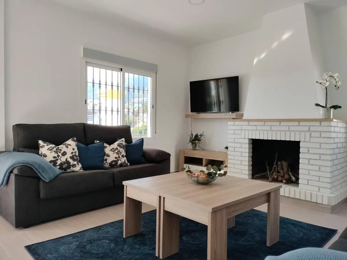 7 Bedroom Detached Villa for Sale in Benalmadena, Málaga - Image 7