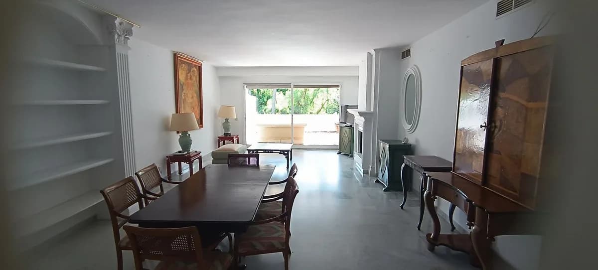 3 Bedroom Penthouse Duplex for Sale in Guadalmina Baja, Málaga - Image 3