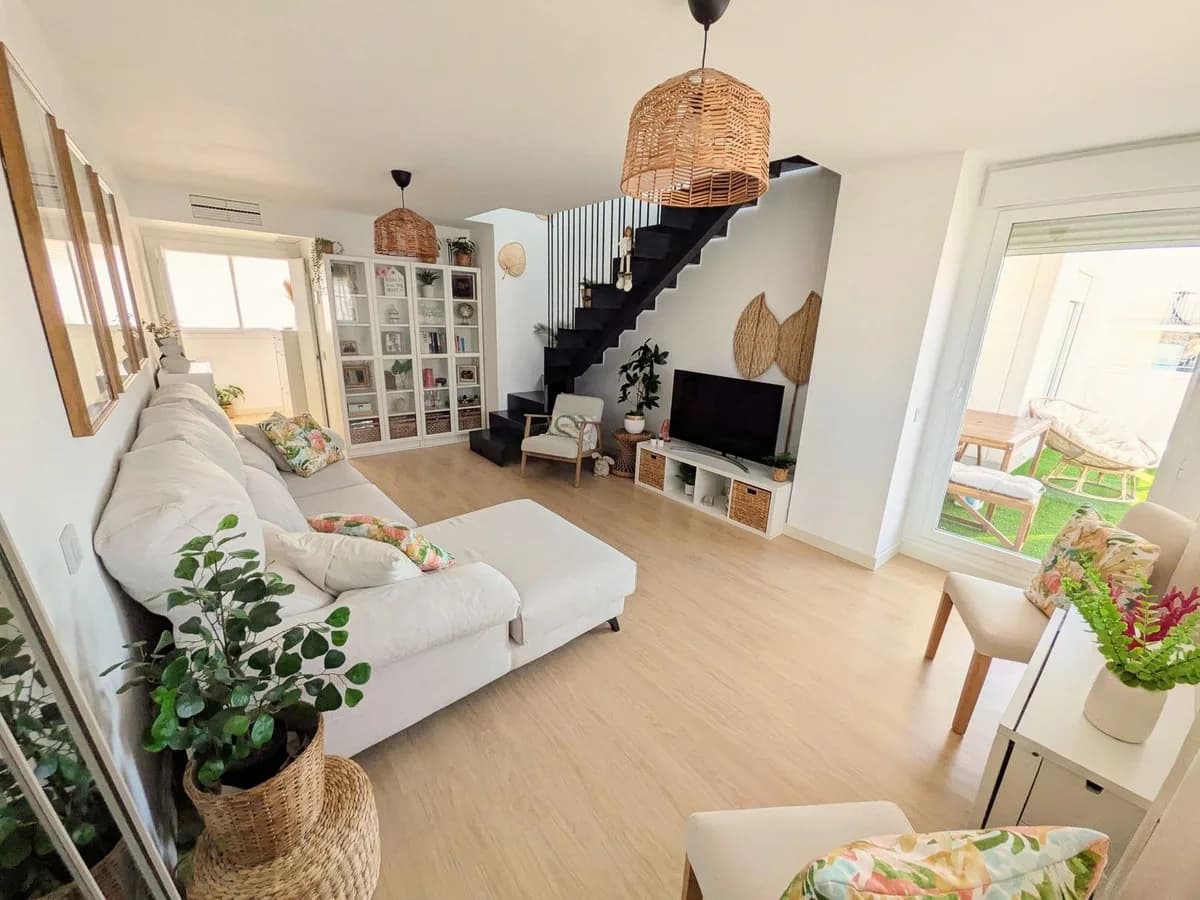3 Bedroom Penthouse for Sale in Estepona, Málaga