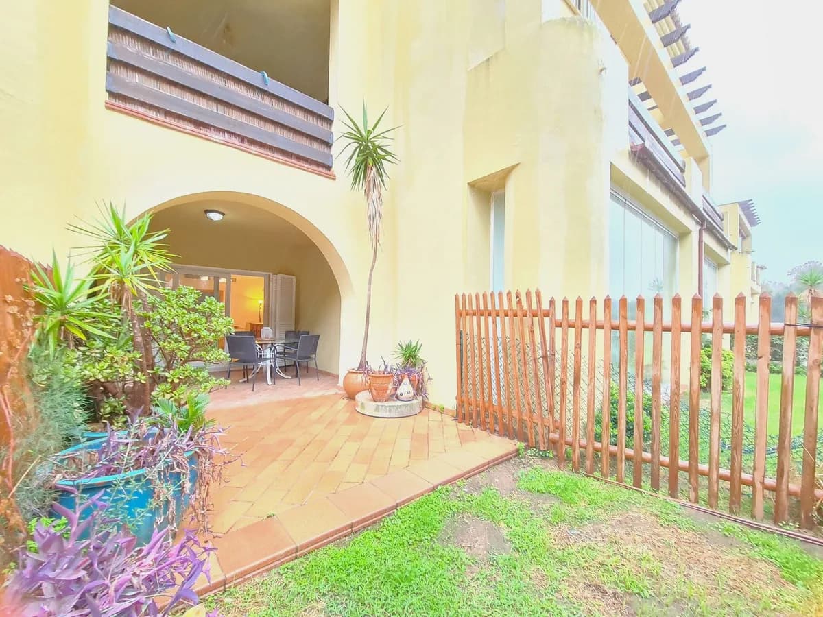 1 Bedroom Ground Floor Apartment for Sale in Sotogrande, Cádiz - Image 6