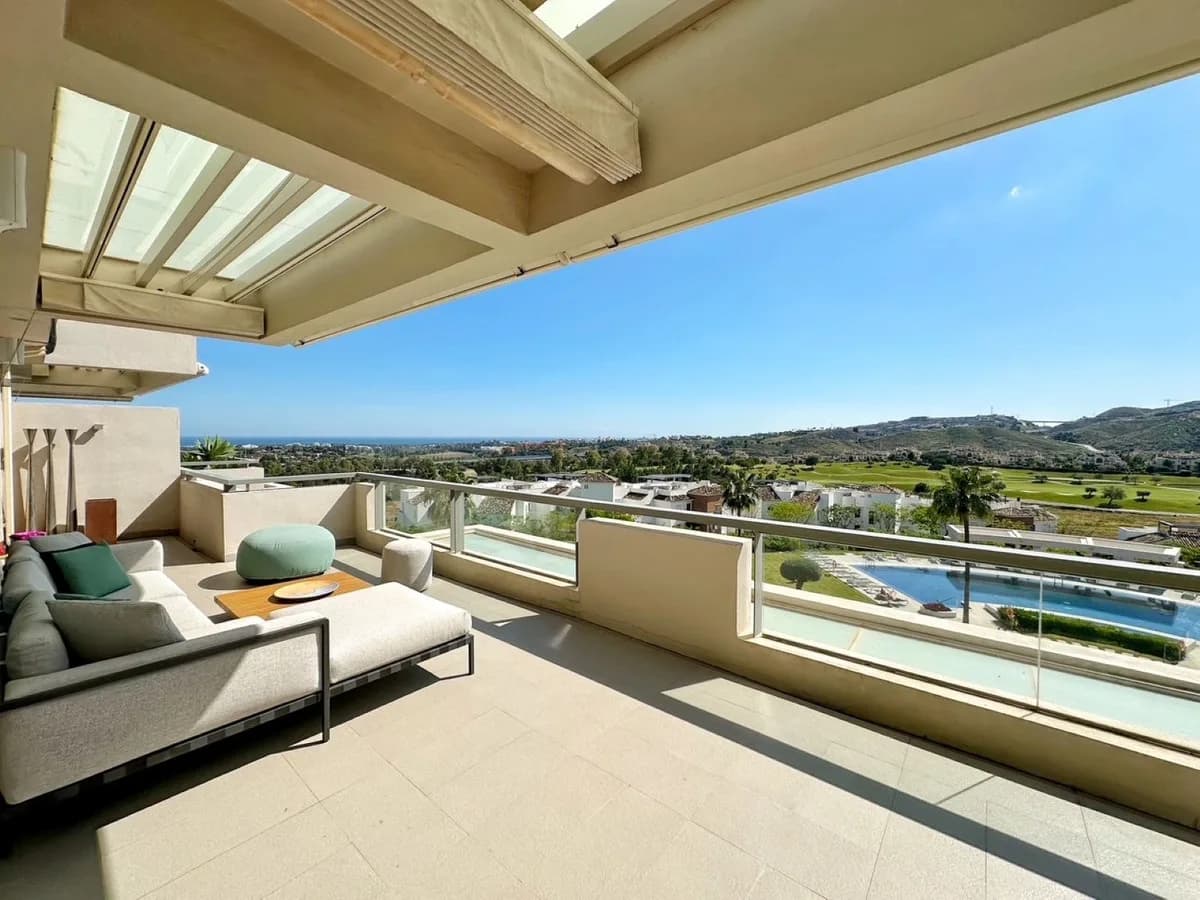 2 Bedroom Penthouse Duplex for Sale in Los Arqueros, Málaga - Image 8